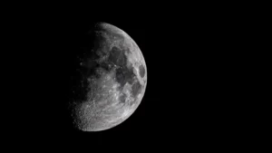 Maan is 40 miljoen jaar ouder dan gedacht 107_foto maan_NUnl