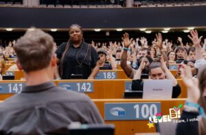 EUDY-voorzitter onderbroken bij gebaren 'Free Palestine' WhatsApp Image 2024-04-19 at 12.14.59