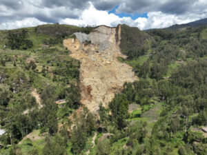 Natuurramp in Papoea Nieuw-Guinea 474_aardverschuiving_EmmanuelEraliaAFPviaFrance24