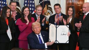 Trump zet Amerika op scherp 807_Trump_AFPviaNOS